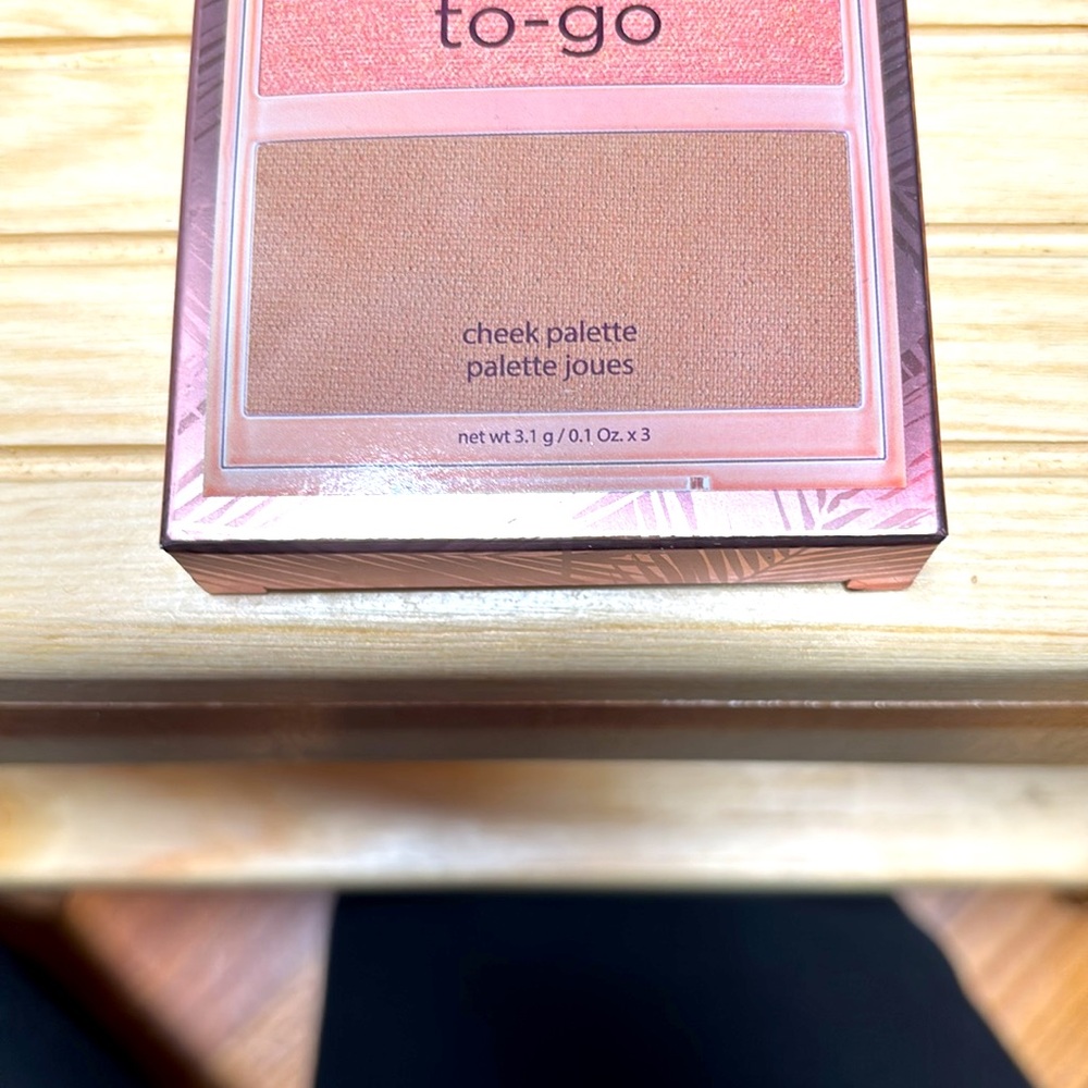 NIB Tarte Clay Play To-Go Blush Palette - Pink and Brown Shades - Picture 2 of 4